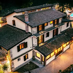  Villa Lara